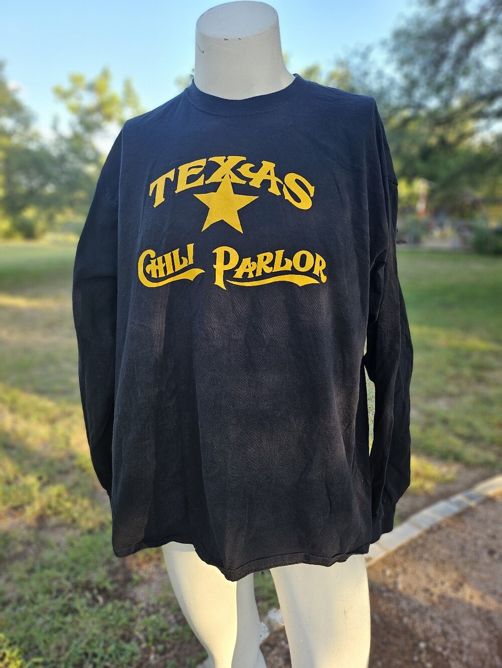 Texas Chili Parlor " Pass The Chili" Austin Texas Long Sleeve Black T-Shirt 2XL